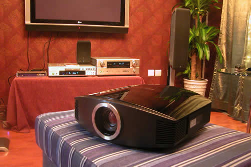 ��������xُ�m���Լ��ļ���ͶӰ�C