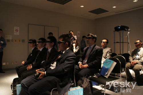 ����3D��ͥӰԺͶӰ�C(j��)HC9000(����(n��i)��̖HC77-80D0