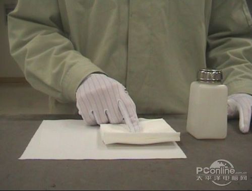 �ɲ��㶨�R�^���B �������ͶӰ�C���۾�