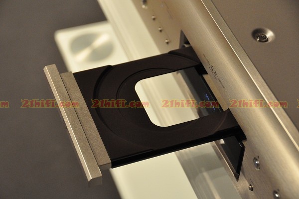 01g.jpg (43986 �ֹ�)