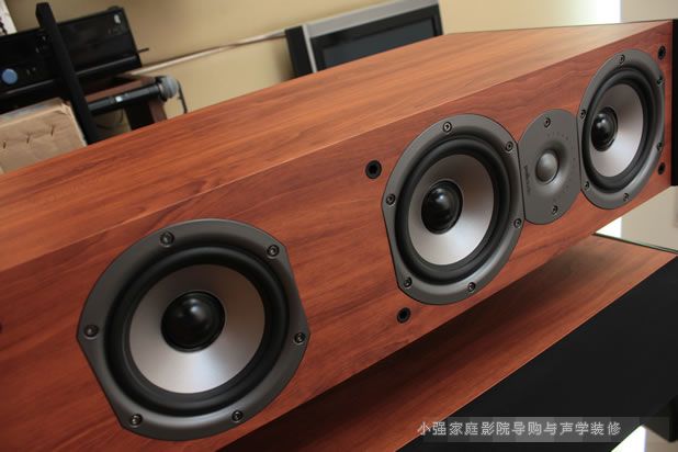 �؃r(ji��)4000Ԫ�H��һ��(du��)Polkaudio(�՘�(l��)֮)TSi400�����