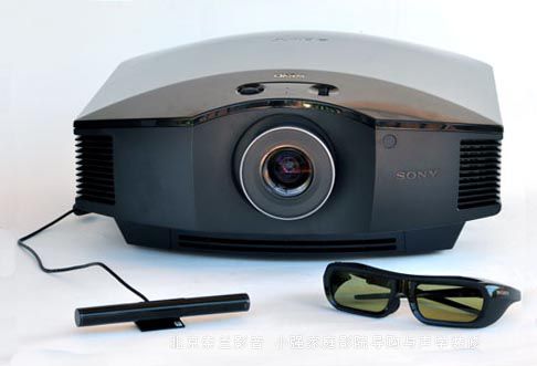 ����3D�����ͥӰԺͶӰ�CHW30ES�挍�u�y