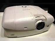 ����HC7800D����3DͶӰ�C��B