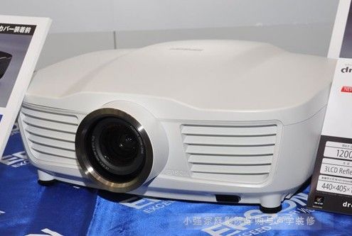 ����������ʽҺ��(RHTPS)ͶӰ�C���°l��