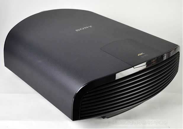 ������f���ȶ�ͶӰ�C