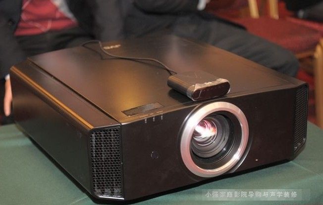 JVC DLA-XC388 JVC3DͶӰ�C��C�ʬF(xi��n)