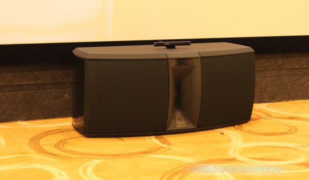 ��ͥӰԺ���b JBL Array880��������