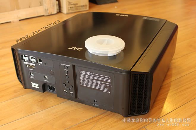 JVC 4KͶӰ�C(j��)