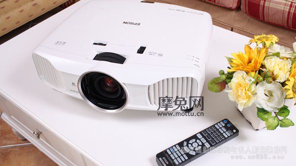 ������3DͶӰ�C���FTW7200�׶��_���u�y