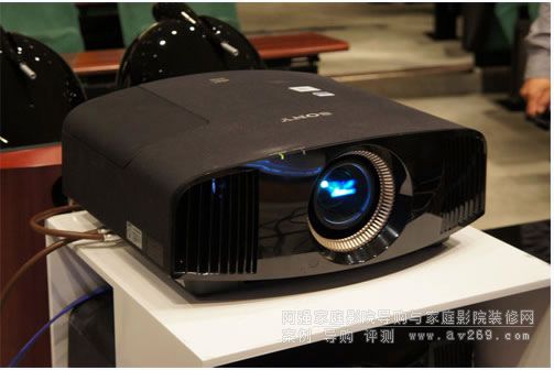 ��������4KͶӰ�CVW300ES�F���ɶ����չ