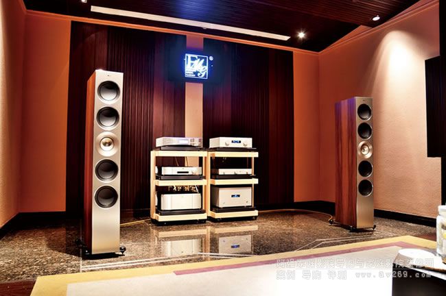 �����˜� ���¶��x  KEF The Reference 5�������