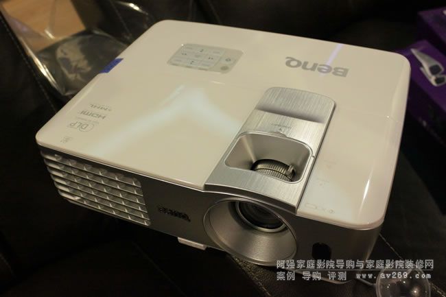 ���o����ݔ������W1075ͶӰ�C