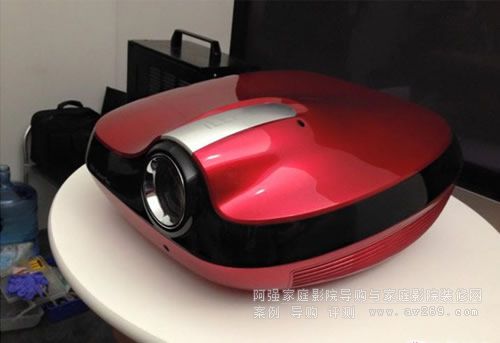 SIM2�Ƽ������Դ3DLP����ͶӰ�C