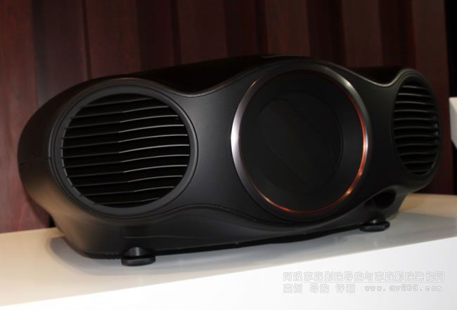 ������CH-LS10000������4K����ͶӰ�C�_��չʾ