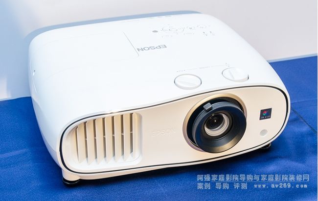 ������TW6700