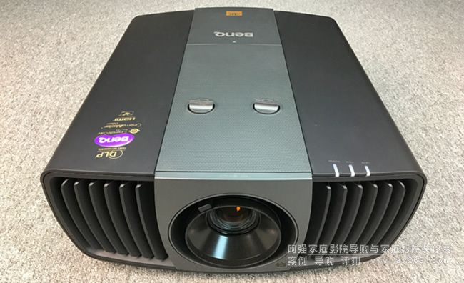 ����4KͶӰ�C(j��)�u(p��ng)�y(c��)֮����W11000 �O�®��|(zh��)