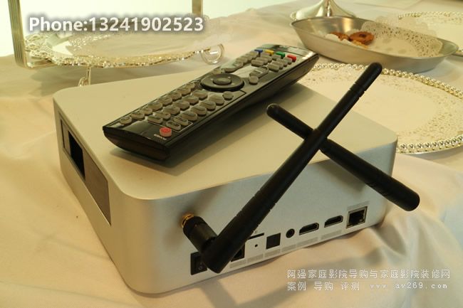 Vsee UH500�������{��4K������