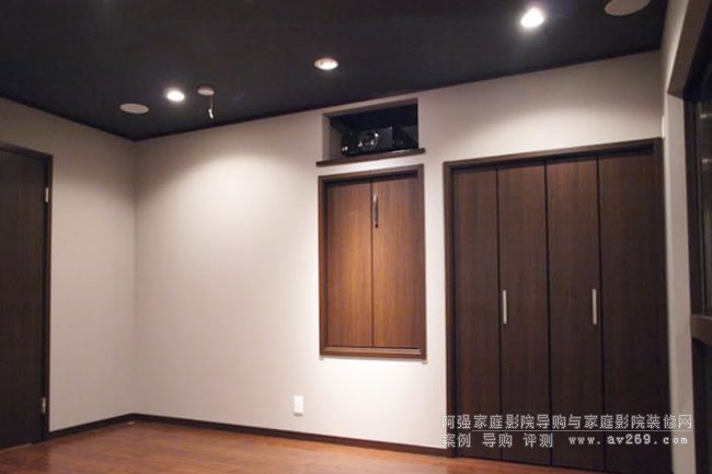 JVC 4KͶӰ�C����