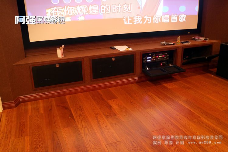 ��ɽӰԺһ�wʽ�C��