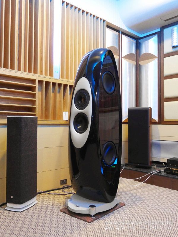 ����Elac Concentro����