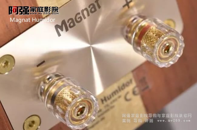 ����С�ɵ�Magnat Humidor ��������