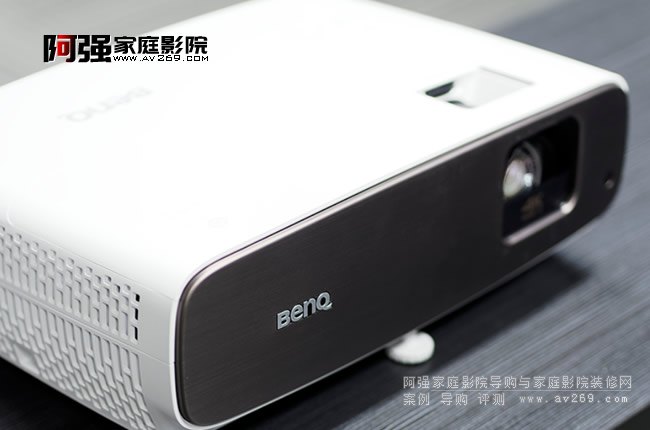 2KͶӰ�C����4K ������������һ�c�c