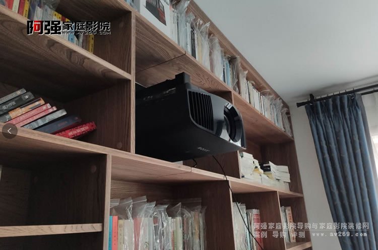 ����4KͶӰ�C�ڿ͏d