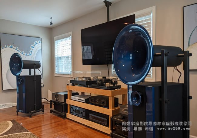 ���Ȼ�AVantgarde UNO XD̖������