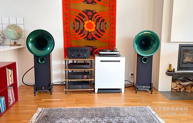 ���Ȼ�AVantgarde UNO XD̖������