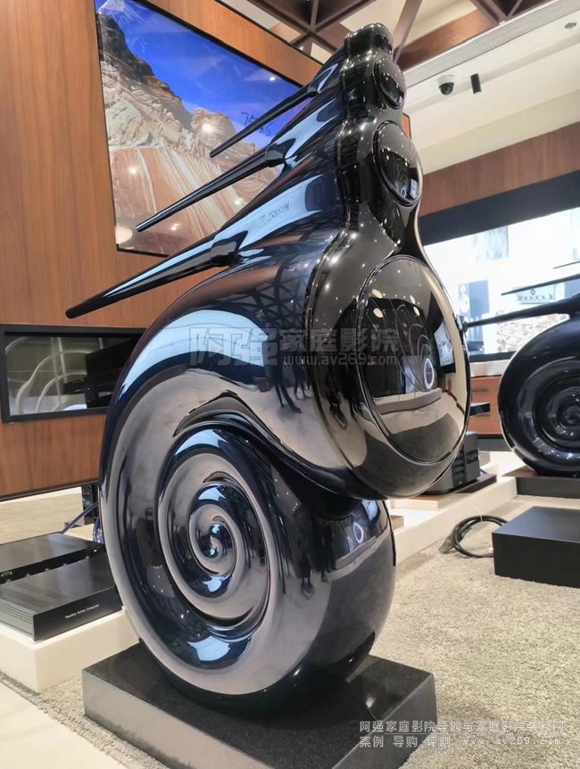 B&W Nautilus �W�^���{(l��n)ɫ����